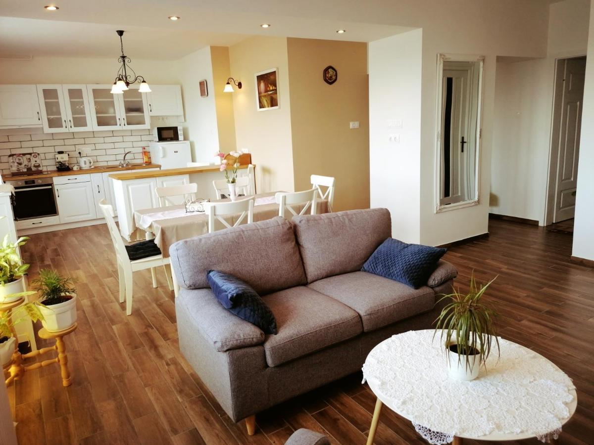 Elisoria Apartments Cserszegtomaj Ngoại thất bức ảnh