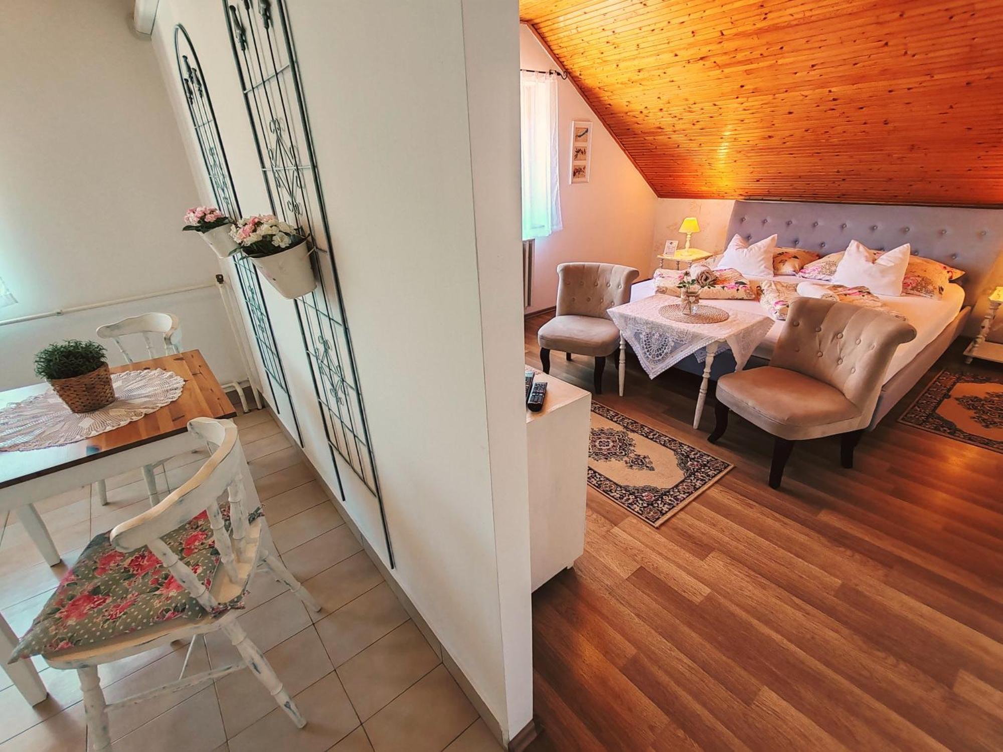 Elisoria Apartments Cserszegtomaj Ngoại thất bức ảnh